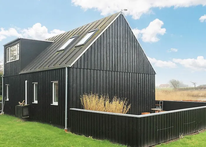 4 Star In Humble-by Traum Holiday home