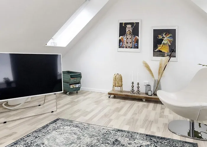 4 Star In Humble-by Traum Holiday home