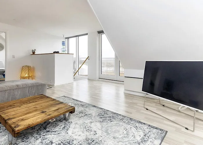 4 Star In Humble-by Traum Holiday home Humble