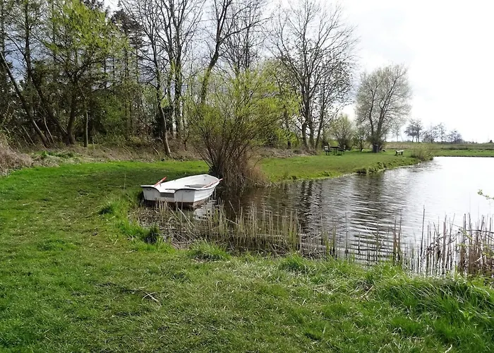 4 Star In Humble-by Traum Humble